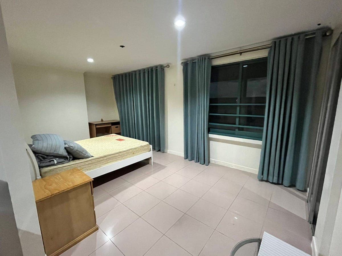 Makati condo Chino roces - photo 4
