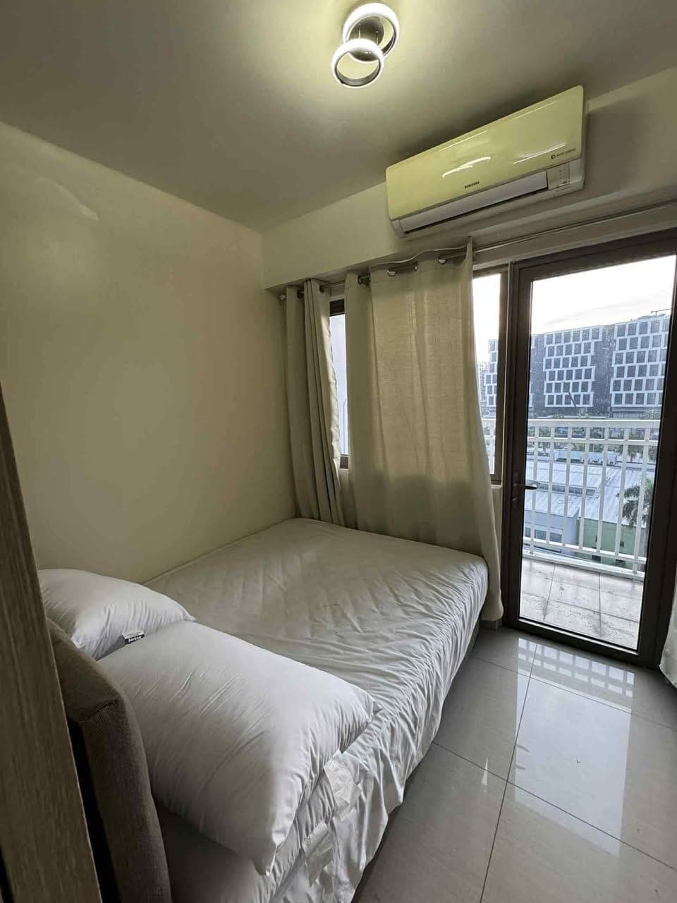 SHORE RESIDENCES FOR RENT - - photo 3