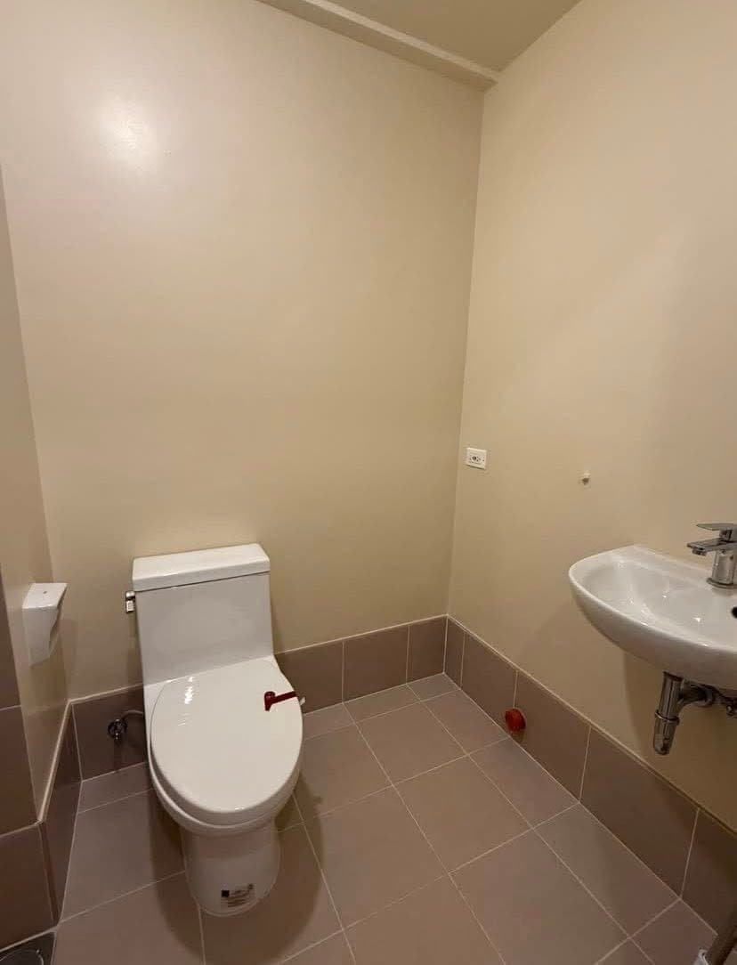 🚨 RUSH RENT 🚨🏘️ Studio Type  Unit - photo 6