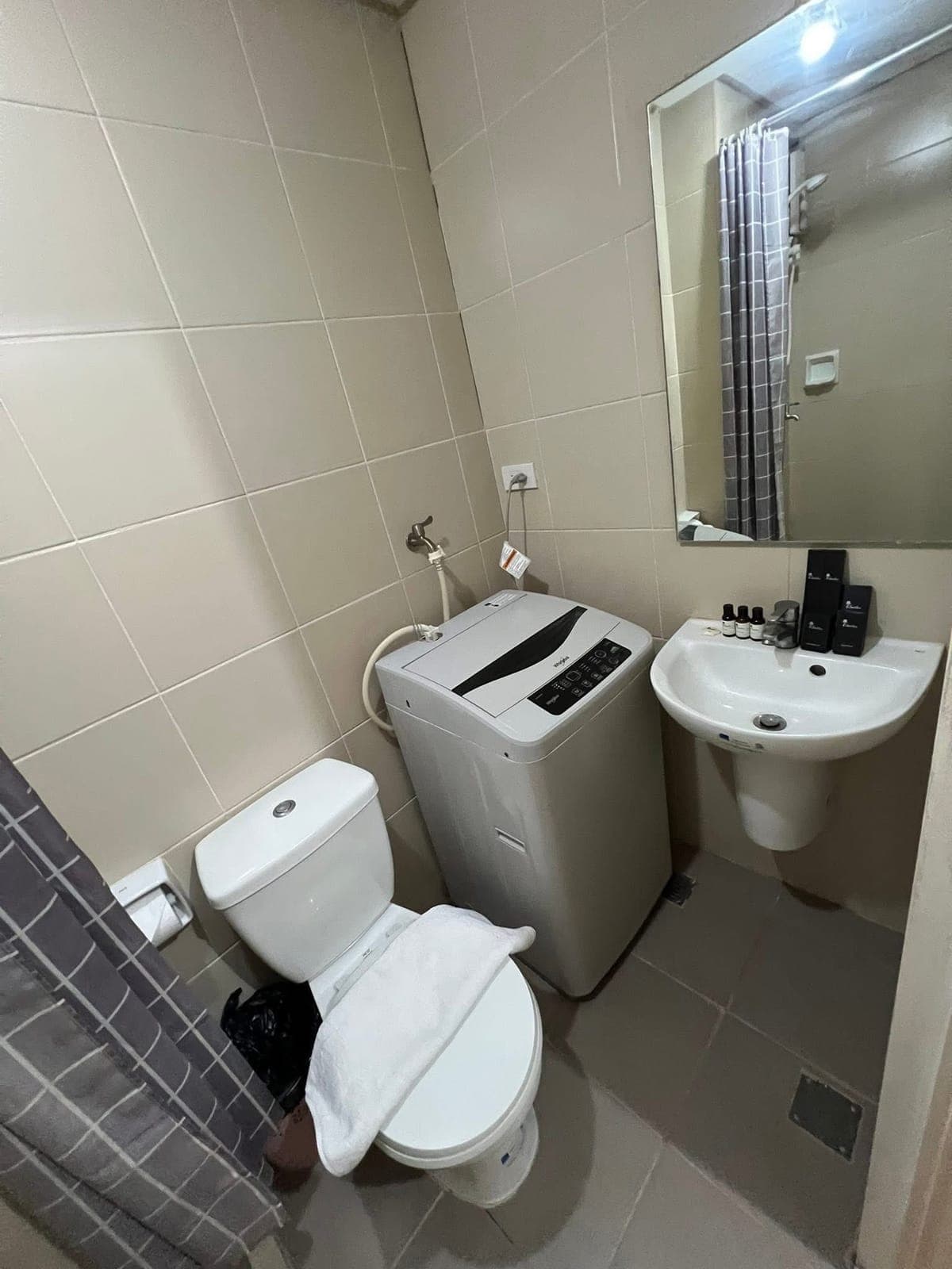 🔥HOT DEAL at I-Suites Hotel – Malate, Manila! - photo 2