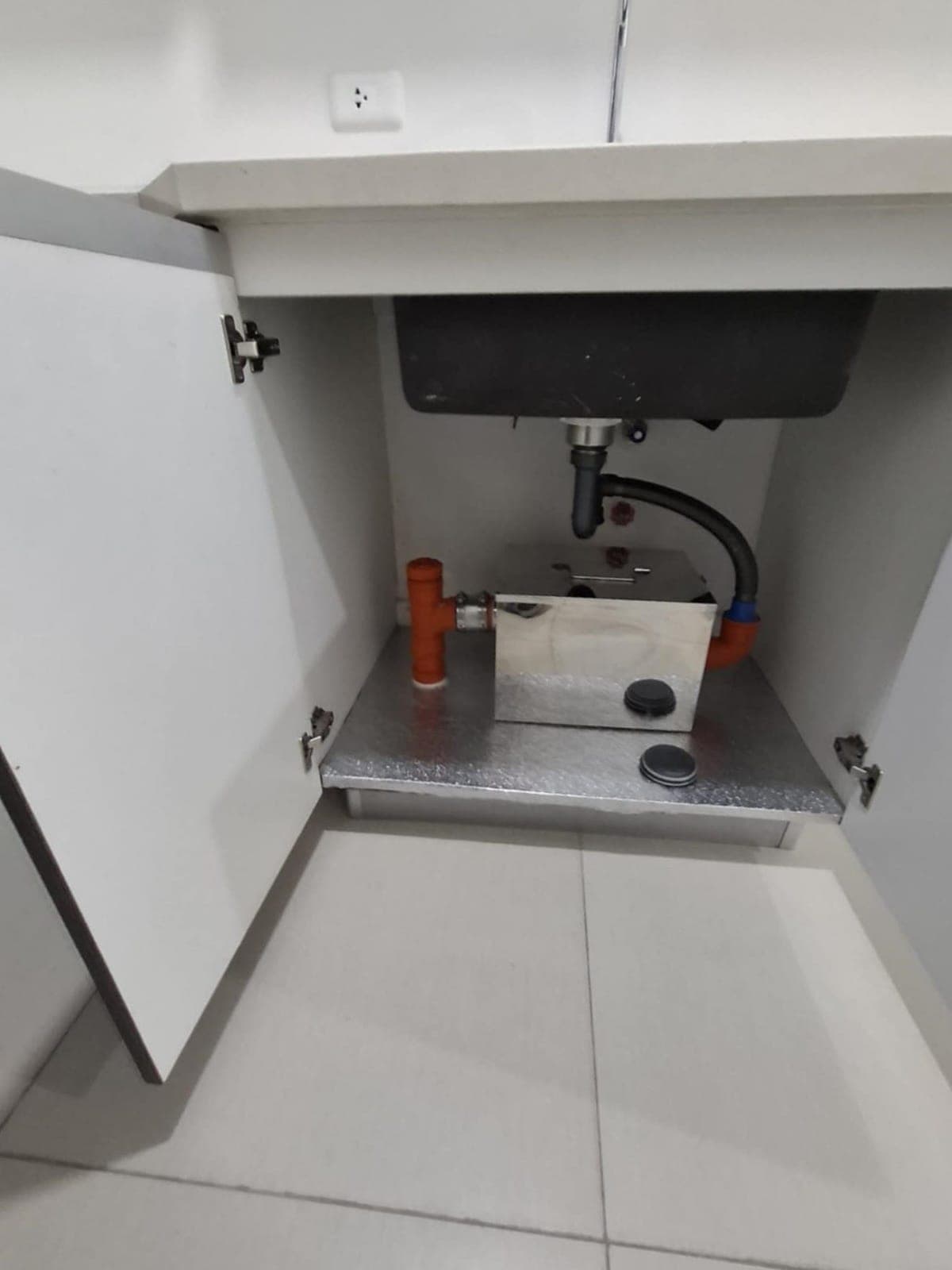 Semi Furnished Studio Condo Unit For Rent - Unit 827 Studio 7 - photo 3