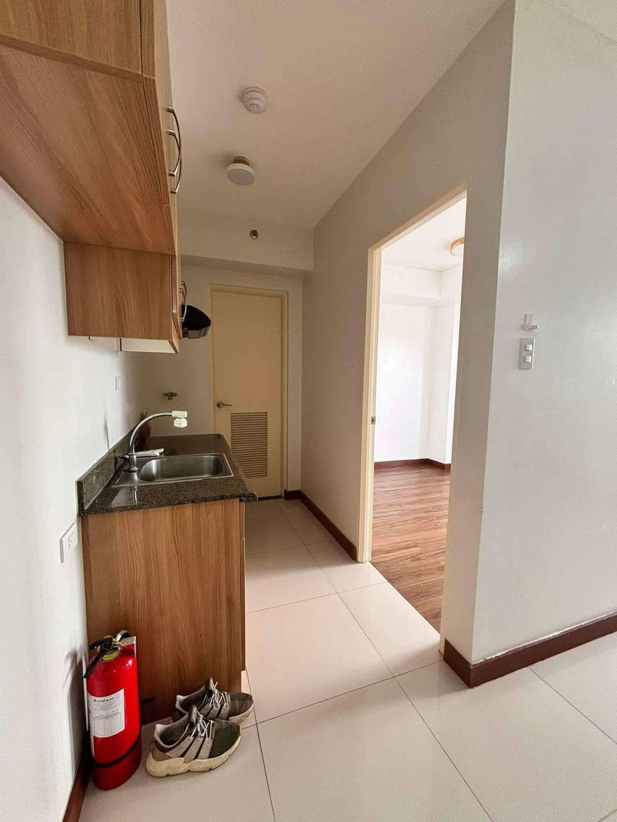 🚨 RUSH RENT 🚨🏘️ 1 Bedroom  — Makati City - photo 3
