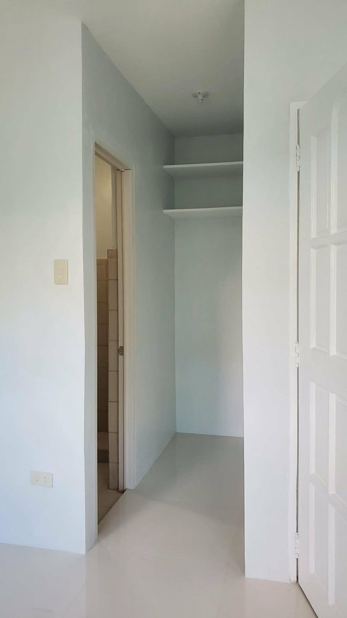 3BR 2TB 2 Car Garage Townhouse in West Fairview Subd. QC available 2nd week of May. - photo 4