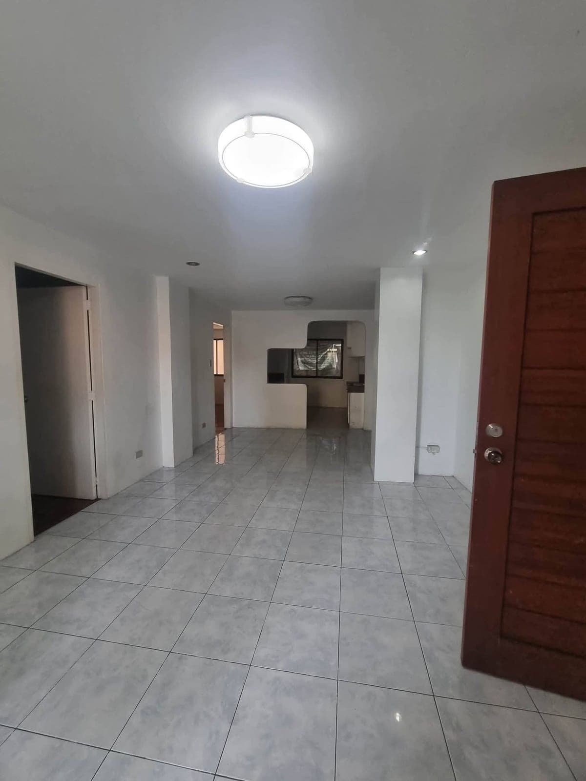 APARTMENT FOR RENT!!! - photo 2