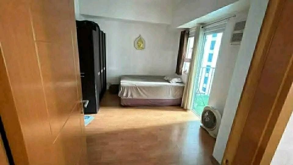 𝐅𝐎𝐑 𝐑𝐄𝐍𝐓 One Bedroom Condo Unit with Balcony in BGC Taguig at Trion Towers. - photo 6