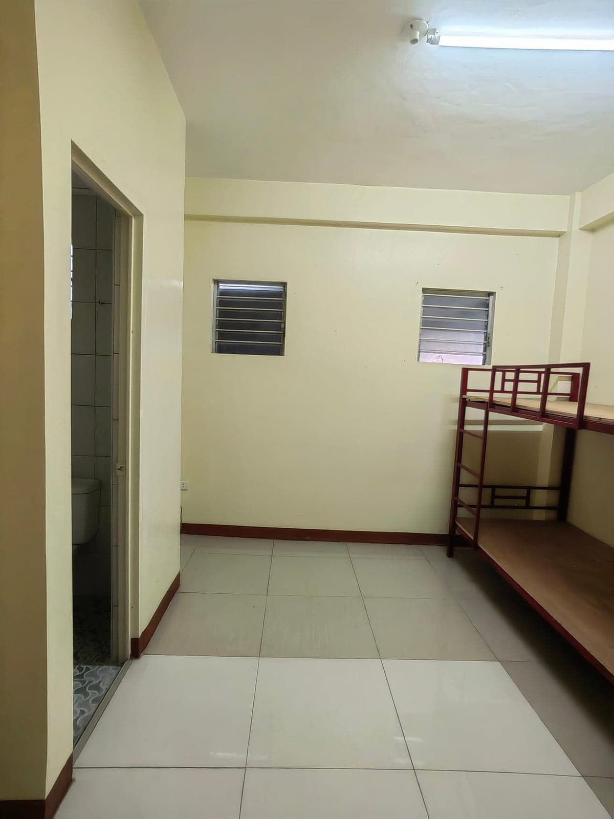 Good for 2 Newly renovated Apartment  for rent in Holycross Agdao, R. Castillo - photo 1
