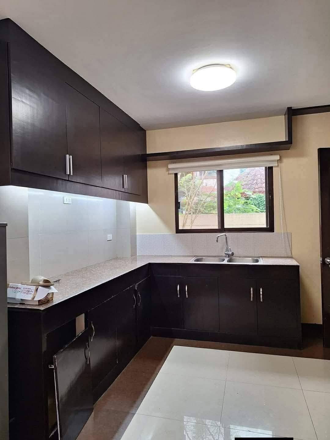 HOUSE FOR RENT - photo 2