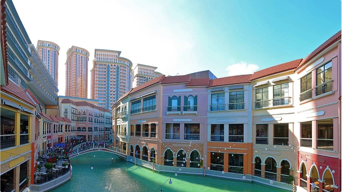 🏙️ City Living Made Easy in McKinley Hill, Taguig - photo 1