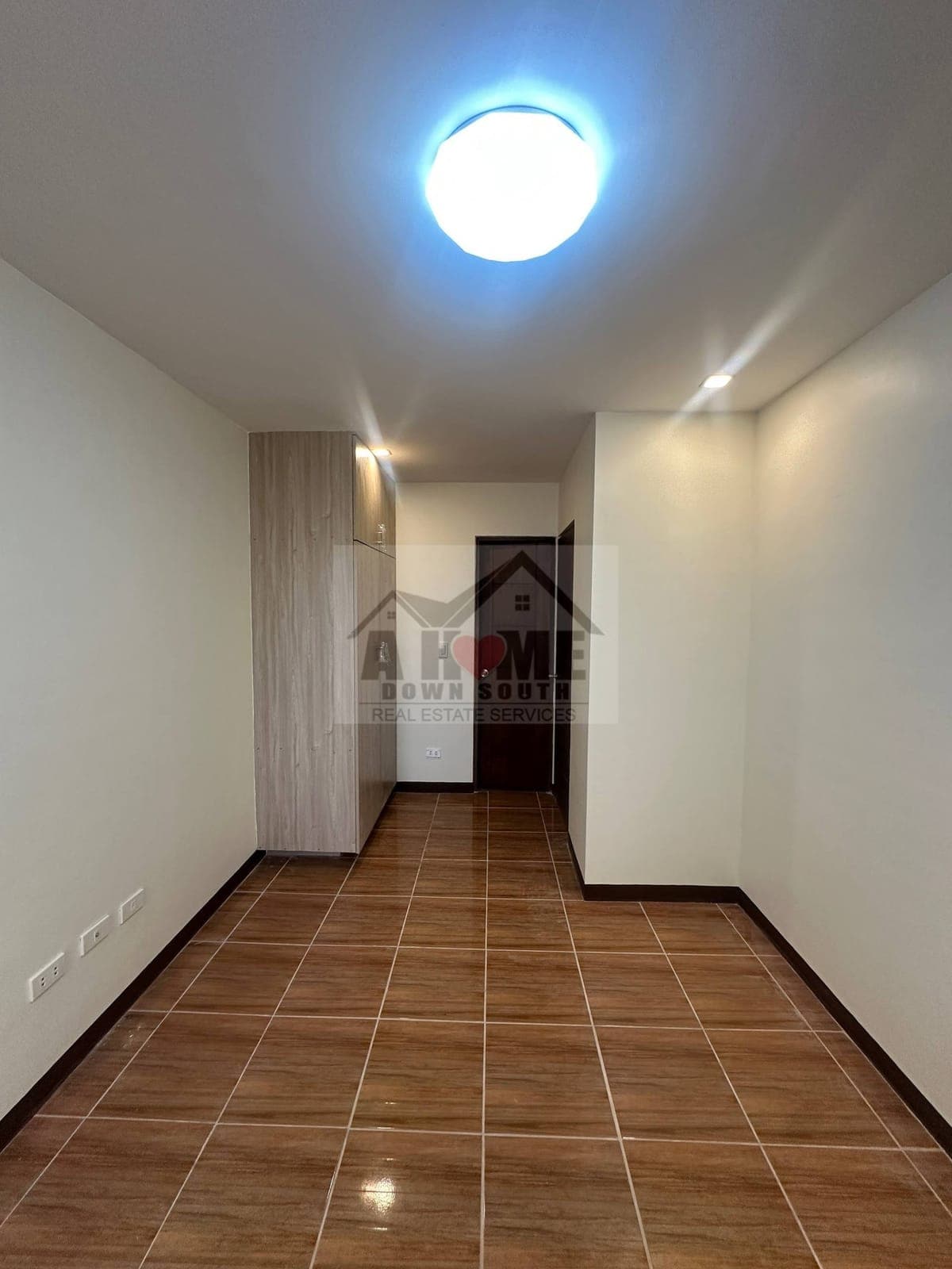 LAST UNIT AVAILABLE (middle) - photo 11