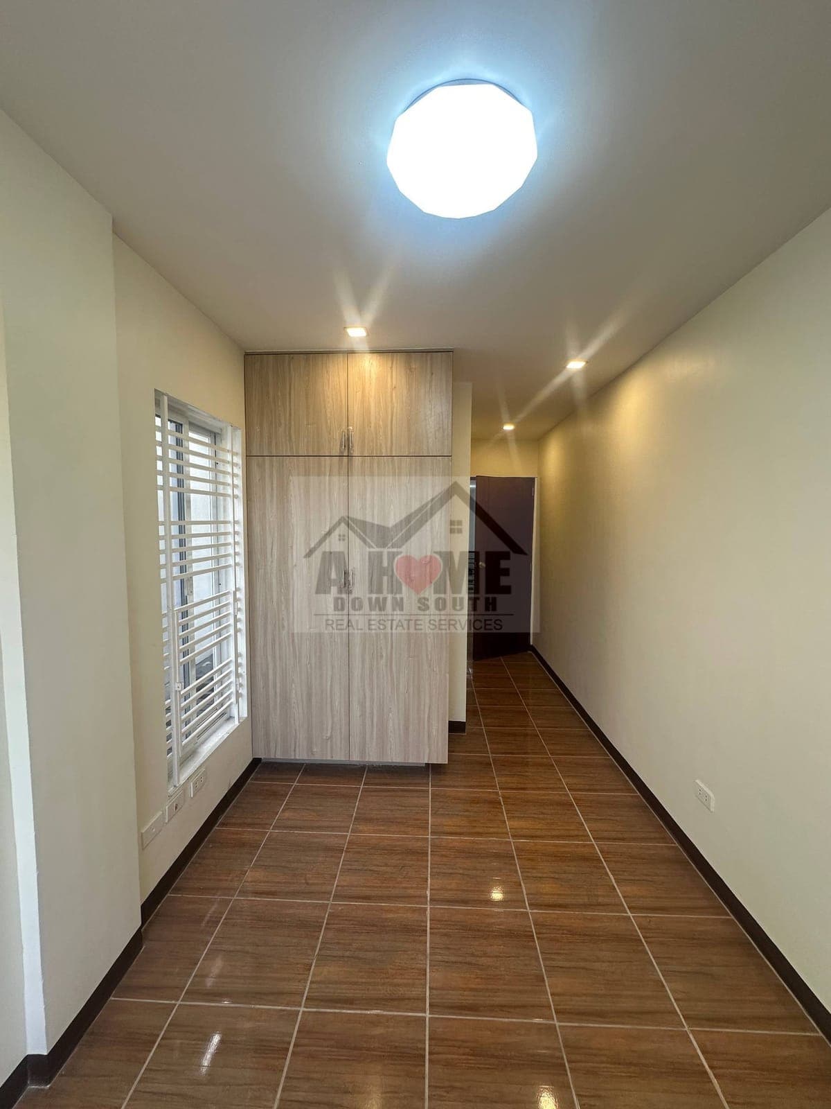 LAST UNIT AVAILABLE (middle) - photo 12