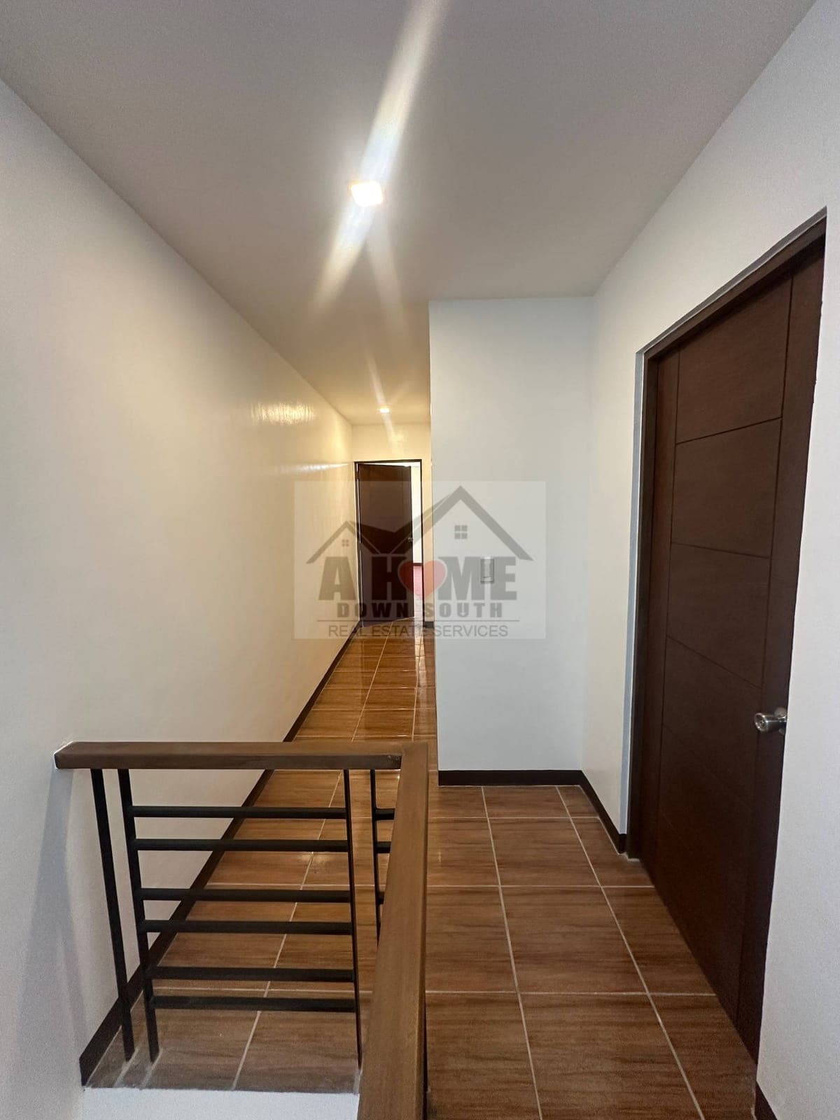 LAST UNIT AVAILABLE (middle) - photo 5