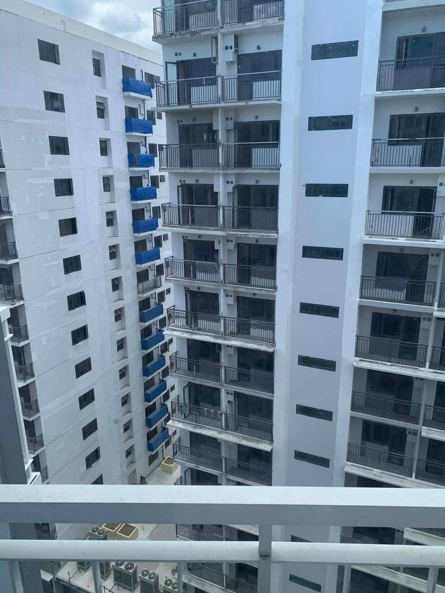 🏙️ AFFORDABLE CONDO SHARING NEAR MOA – SHELL & SHORE RESIDENCES, PASAY 🏙️ - photo 1