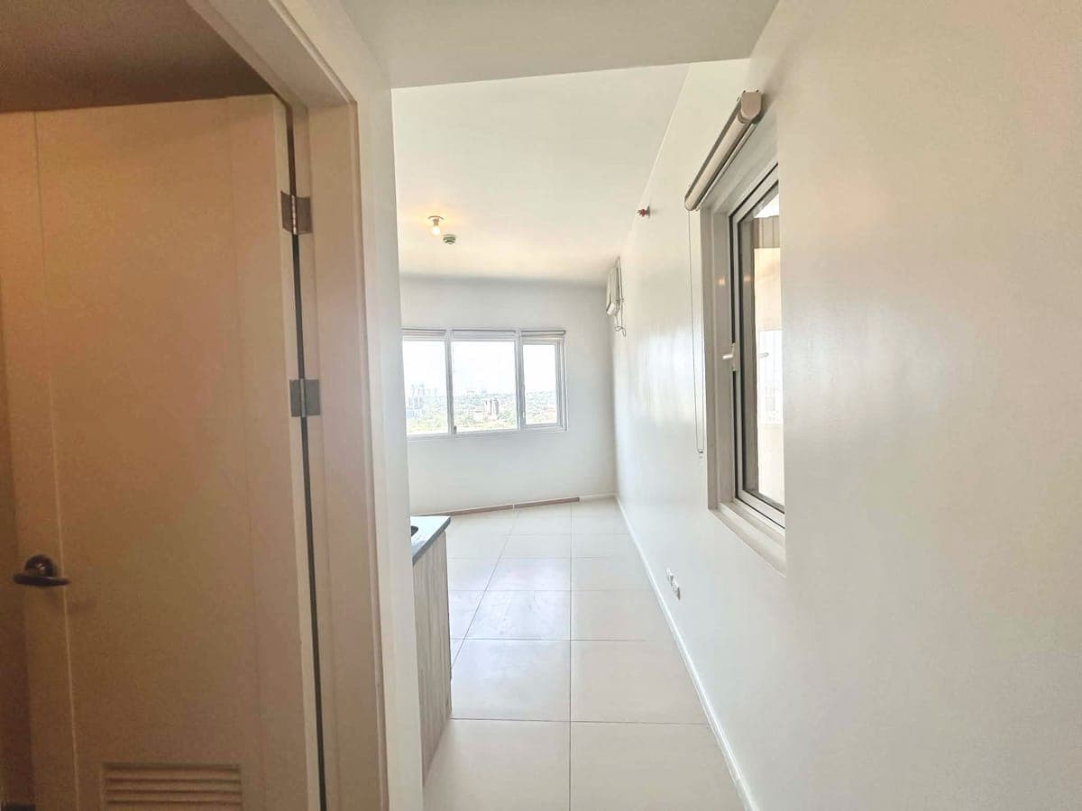 ₱14,000 ONLY! Studio for Rent in Circulo Verde, QC 🔥 - photo 1
