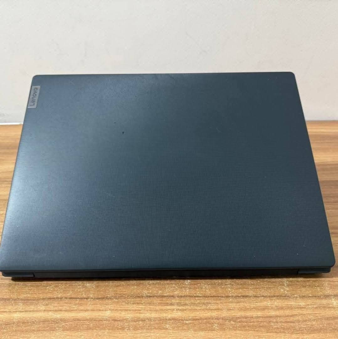 7,500 Lenovo Ideapad 3 Laptop 8/256 AMD with radeon graphics!!💯 - photo 4