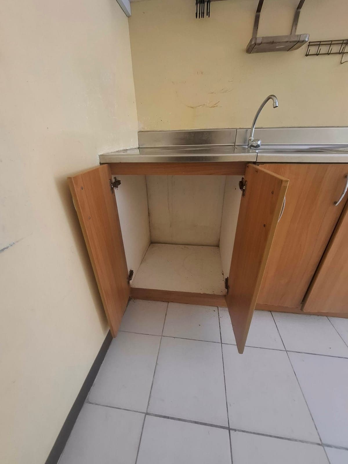 Semi Furnished 3 Bedroom Condo Unit For Rent - Unit 401 Alpaca Building at Lions Park Residences - photo 30