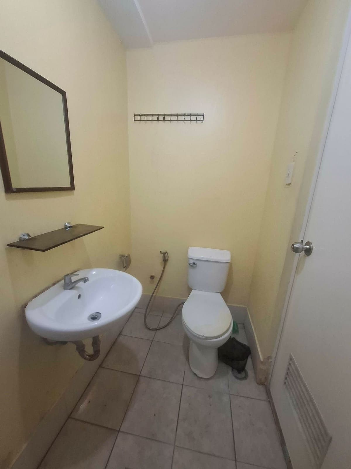 Semi Furnished 3 Bedroom Condo Unit For Rent - Unit 401 Alpaca Building at Lions Park Residences - photo 7