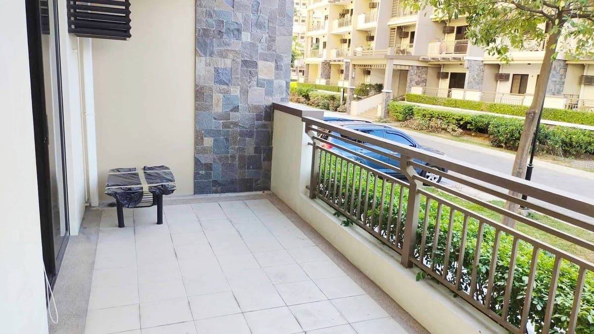 🏡 FOR RENT: 3BR Bare Unit with Parking 🚗 - photo 5