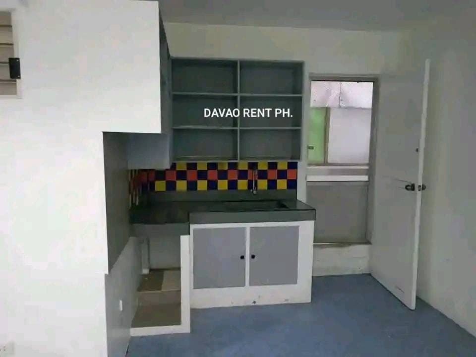 2 STOREY APARTMENT FOR RENT NEAR WATER DISTRICT BAJADA FEW 2 MIN. TO SM LANANG!! - photo 1