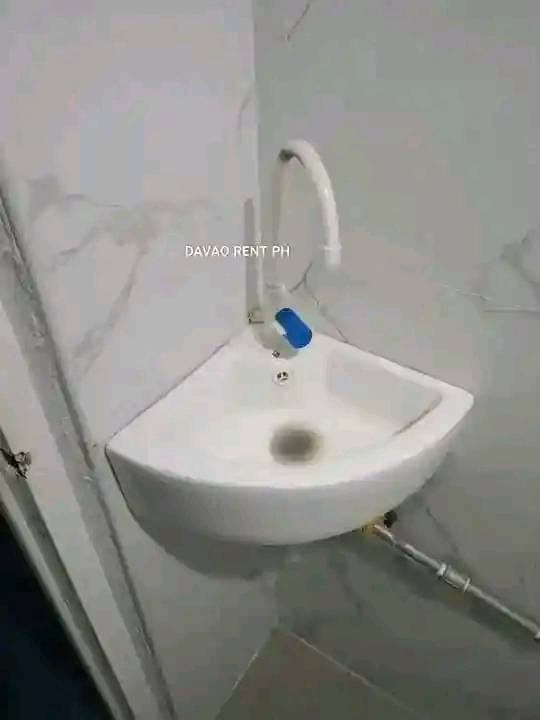 2 STOREY APARTMENT FOR RENT NEAR WATER DISTRICT BAJADA FEW 2 MIN. TO SM LANANG!! - photo 2