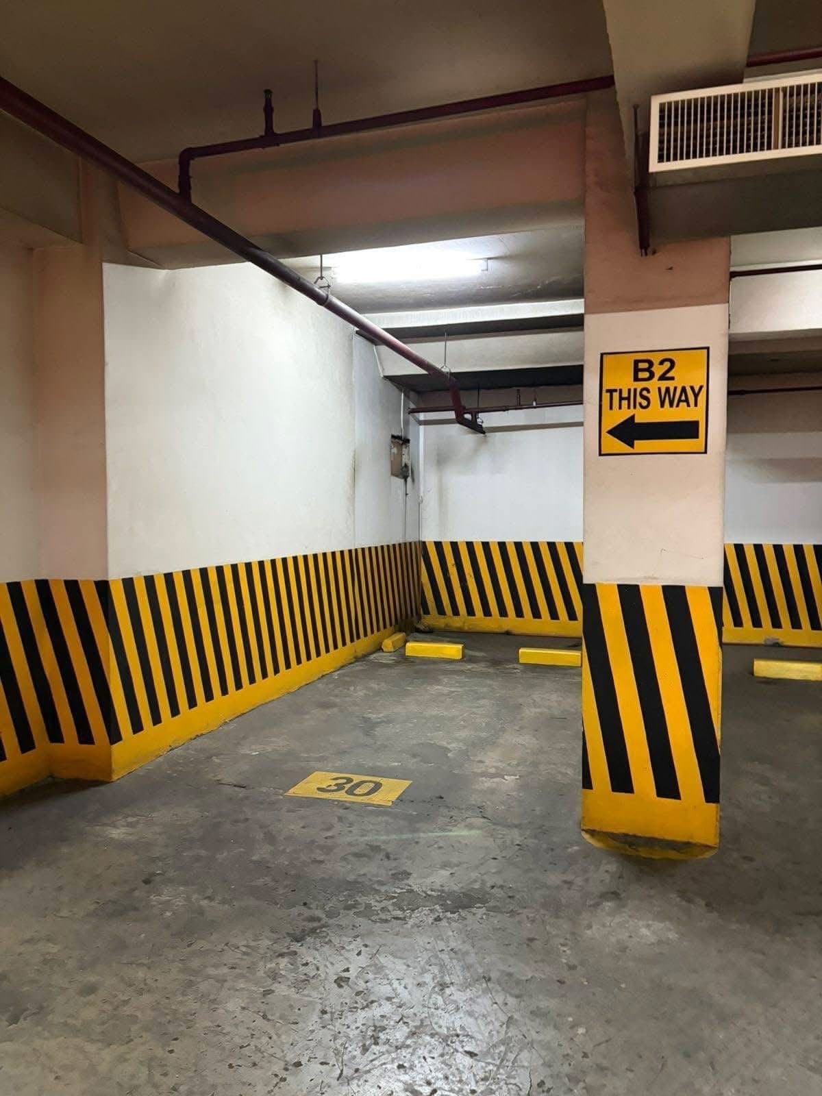 FOR RENT: ₱23,000/month. | Inclusive dues & Parking - photo 4