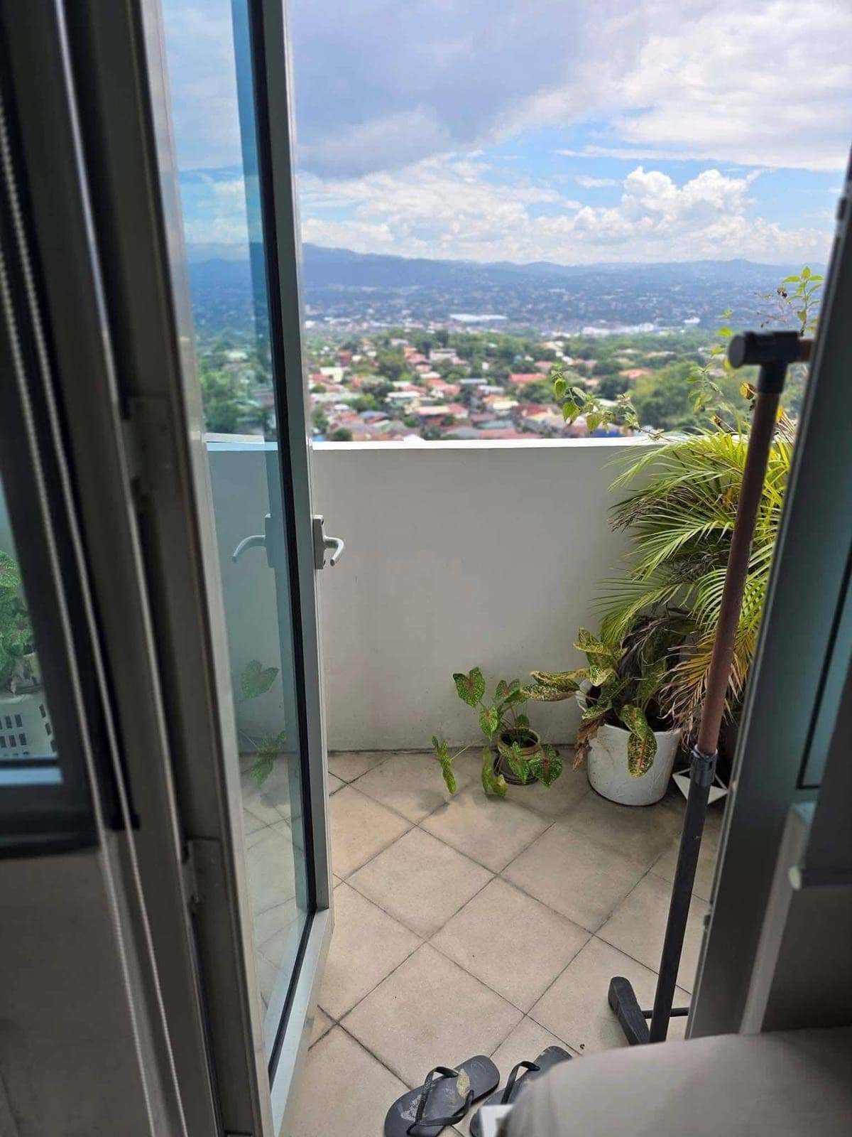 FOR RENT: ₱17,000/month. - Inclusive association dues - photo 10