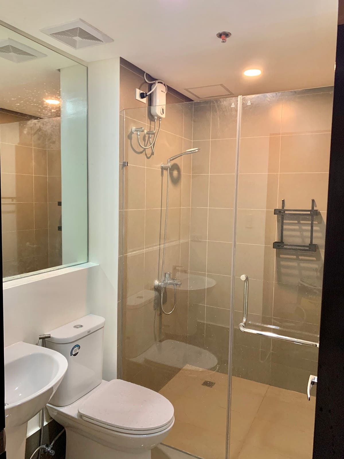 PTP Looking for Tenants... - photo 3