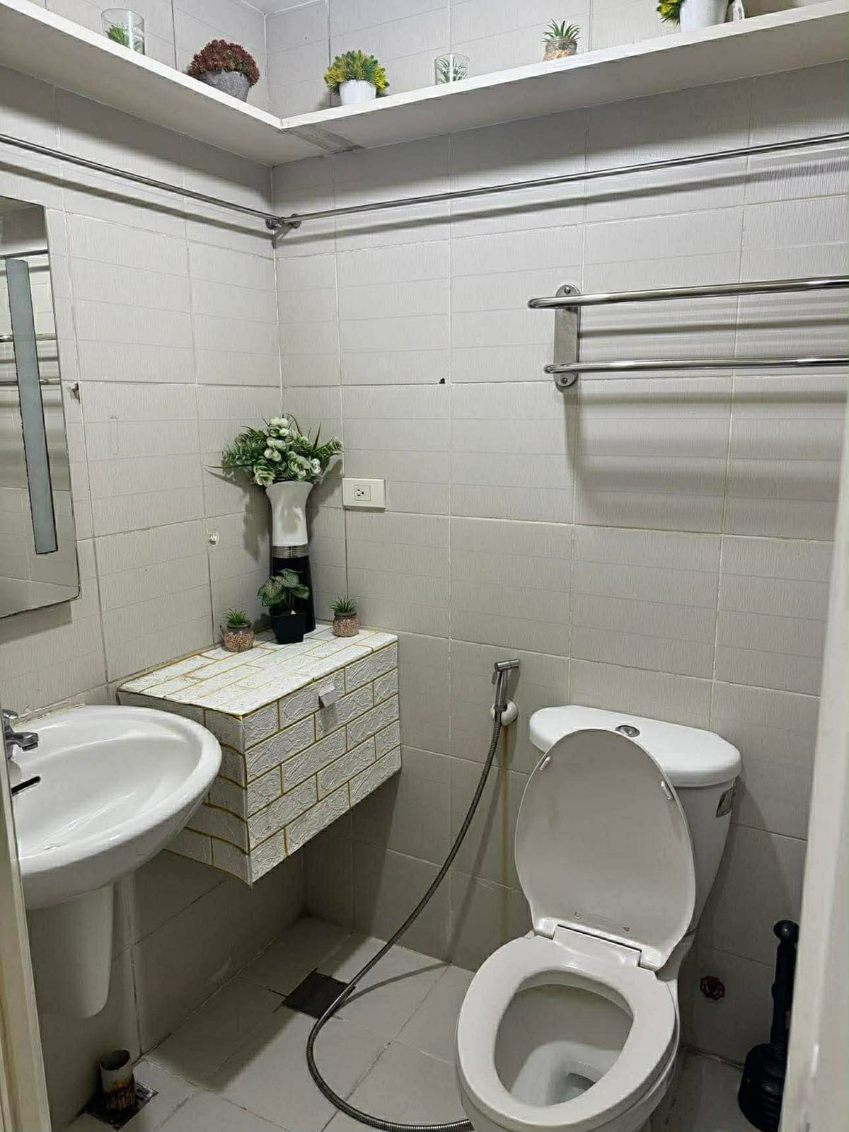 🚨 RUSH RENT 🚨🏘️ 1 Bedroom— Makati city - photo 2