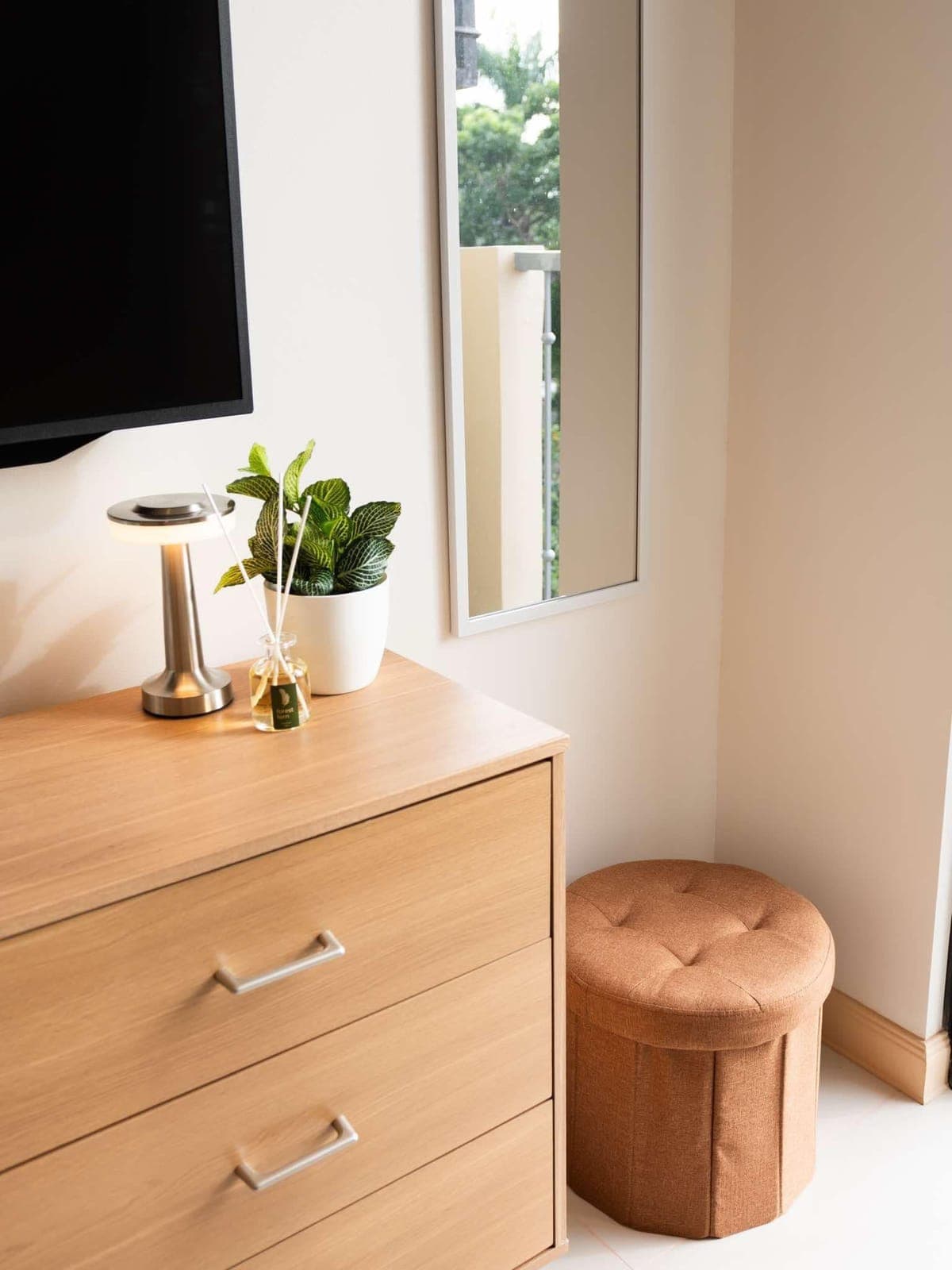 🏷️ AVAILABLE FOR MONTHLY / LONG-TERM RENT - photo 3