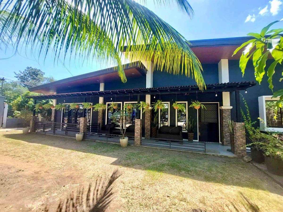 🏡 Beautiful Western-Style Fully Furnished Home for    Rent in Toril, Davao City! - photo 16