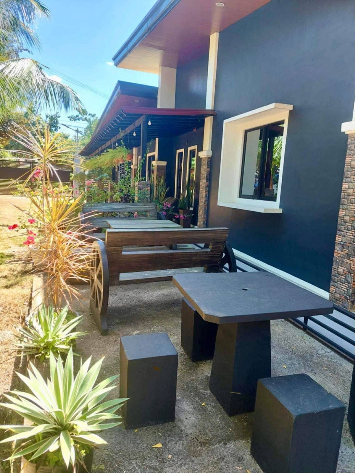 🏡 Beautiful Western-Style Fully Furnished Home for    Rent in Toril, Davao City! - photo 22