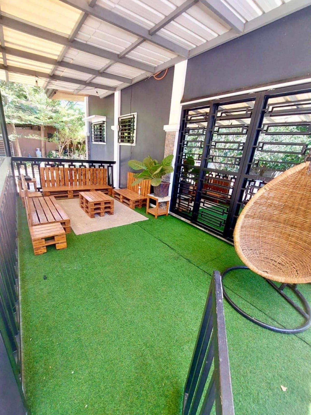 🏡 Beautiful Western-Style Fully Furnished Home for    Rent in Toril, Davao City! - photo 24