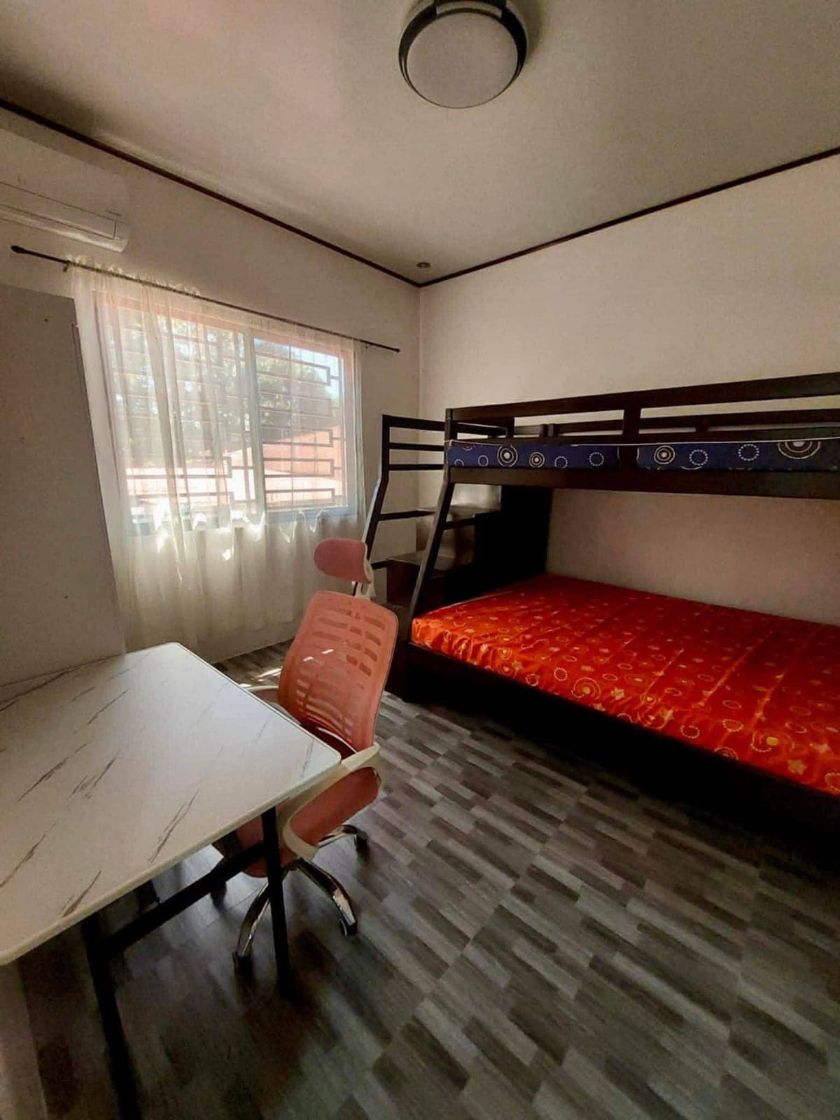 🏡 Beautiful Western-Style Fully Furnished Home for    Rent in Toril, Davao City! - photo 5