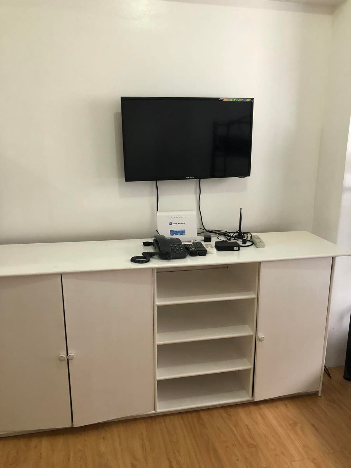 STUDIO SEMI FURNISHED FOR RENT (CONDO) - photo 5