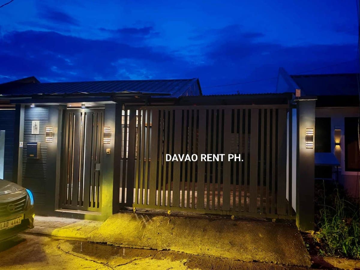 SEMI-FURNISHED 2BR BUNGALOW HOUSE FOR RENT AT DECA TALOMO !! 🖤🖤🏡🏡 - photo 7