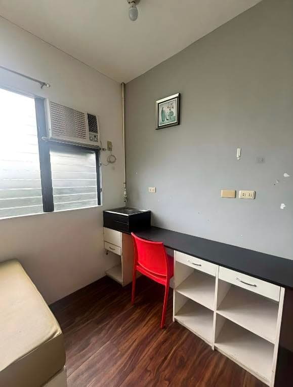 🏢 Apartment for Rent (Walking Distance to SM Ecoland!) - photo 1