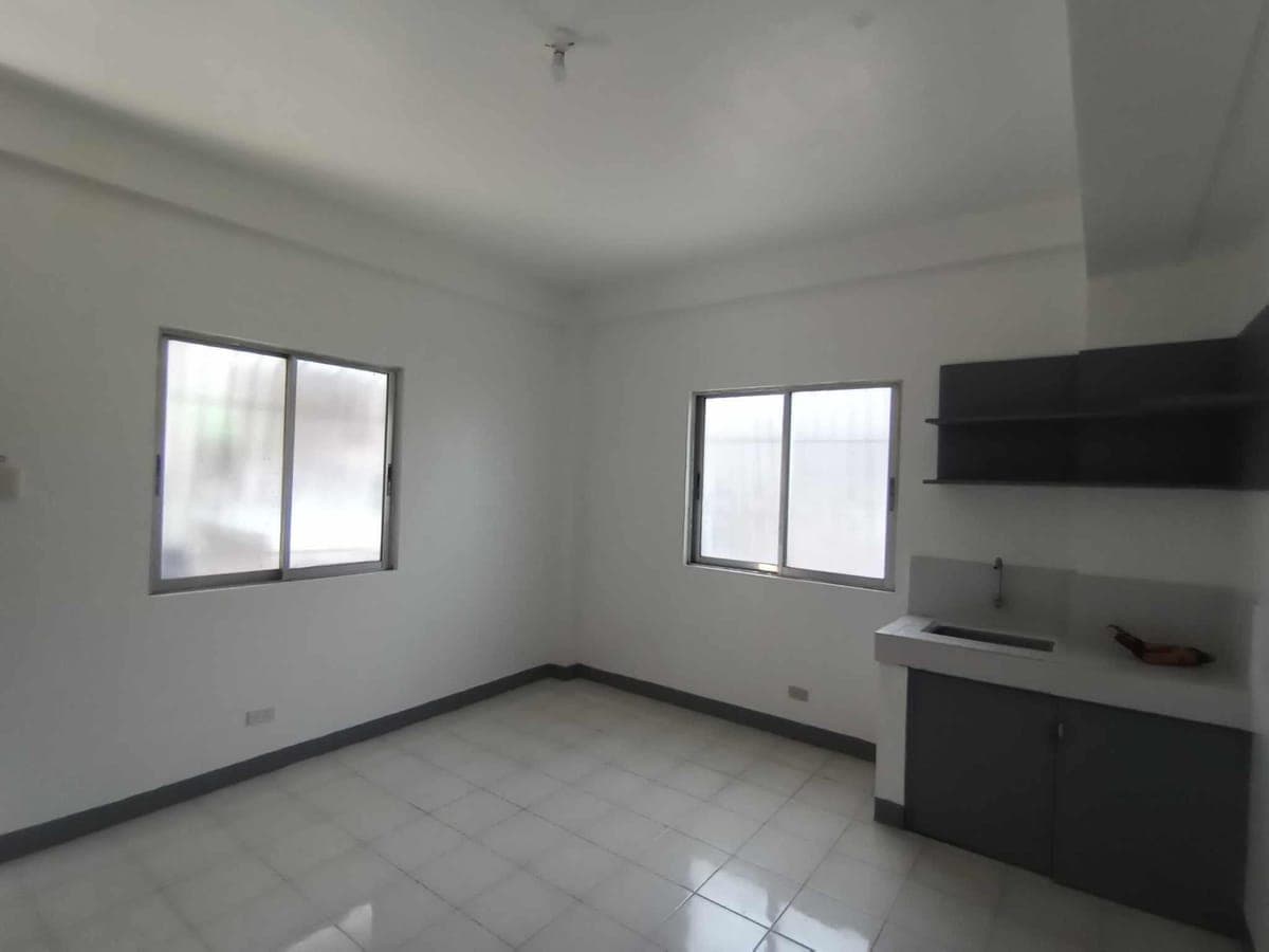 1 Apartment unit (UNIT D) for Rent in Brgy. Kasilawan, Makati City. Near Circuit Makati. - photo 10