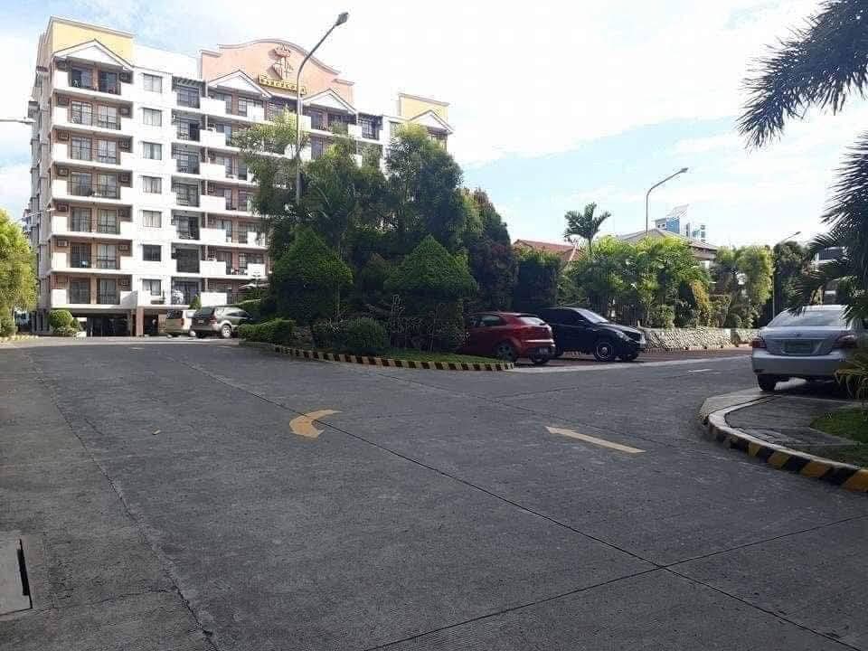 RENTING..... - photo 12