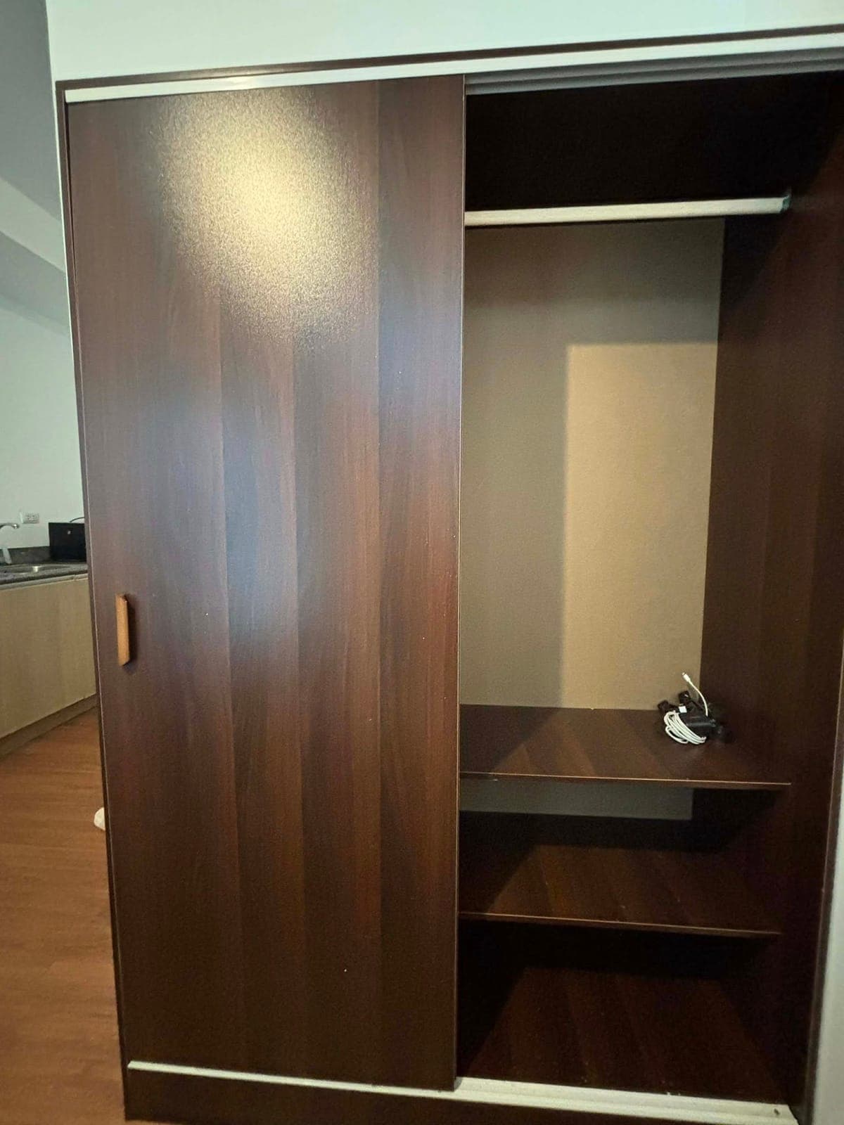 THE LINEAR MAKATI - photo 3