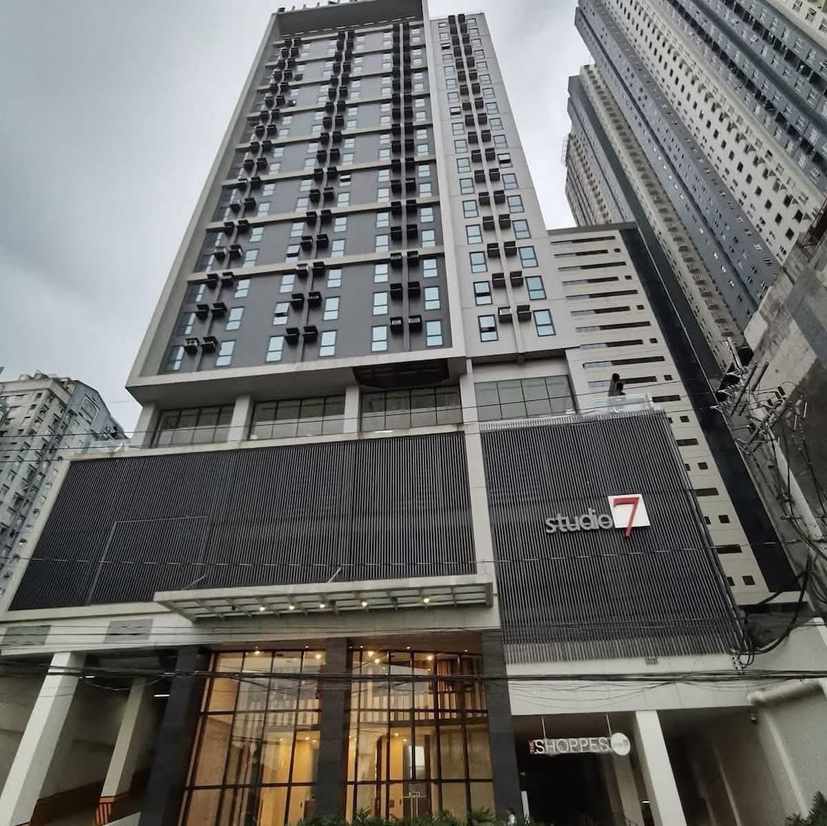 CONDO UNIT FOR RENT AT STUDIO 7 - photo 3