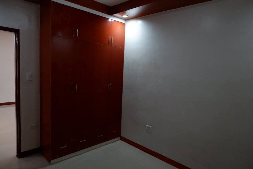 #BoardingHouse good for 4 occupants open for rent! - photo 1