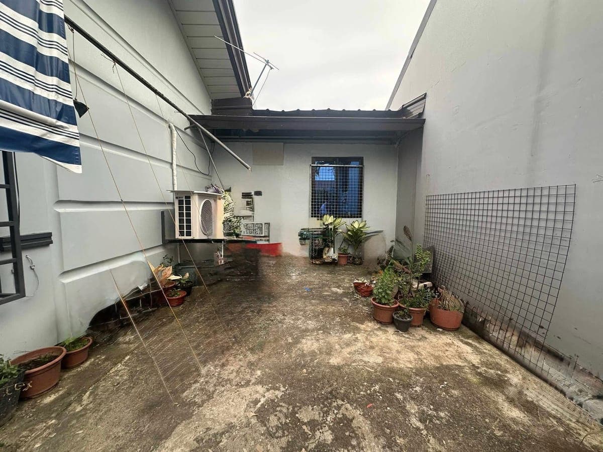 For Rent: Half Furnished 2-Bedroom House – Deca Homes Talomo (Phase 2, Near Entrance) - photo 7