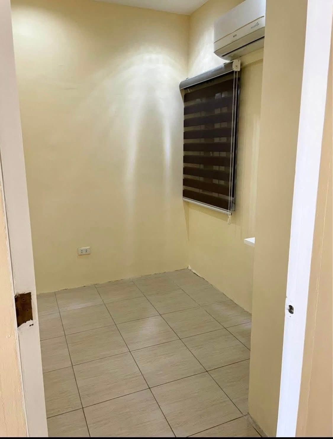 FOR RENT: ₱30,000/month. | Inclusive dues & Parking - photo 2
