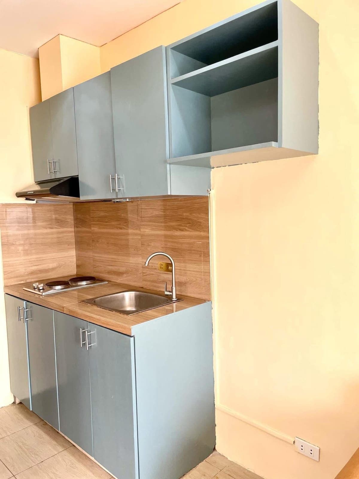 FOR RENT: ₱30,000/month. | Inclusive dues & Parking - photo 9