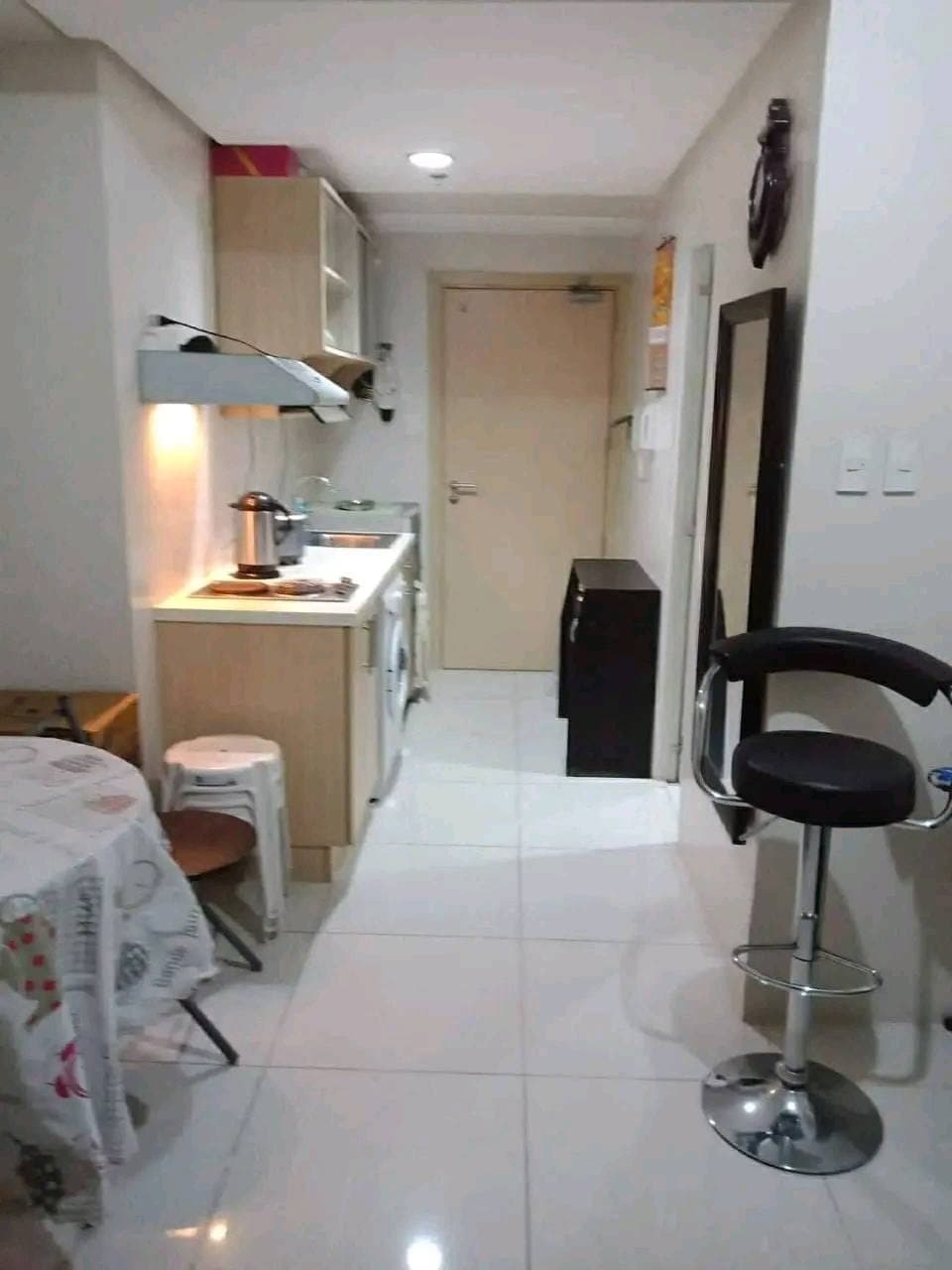 𝐅𝐎𝐑 𝐑𝐄𝐍𝐓 Studio Type Condo in 2 TORRE LORENZO - photo 1