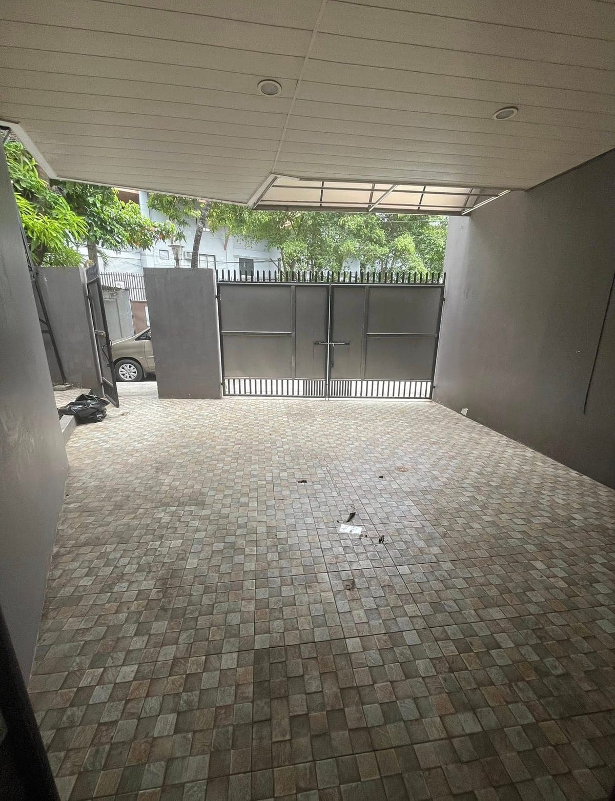 House for SALE/RENT (PETS ALLOWED) - photo 11