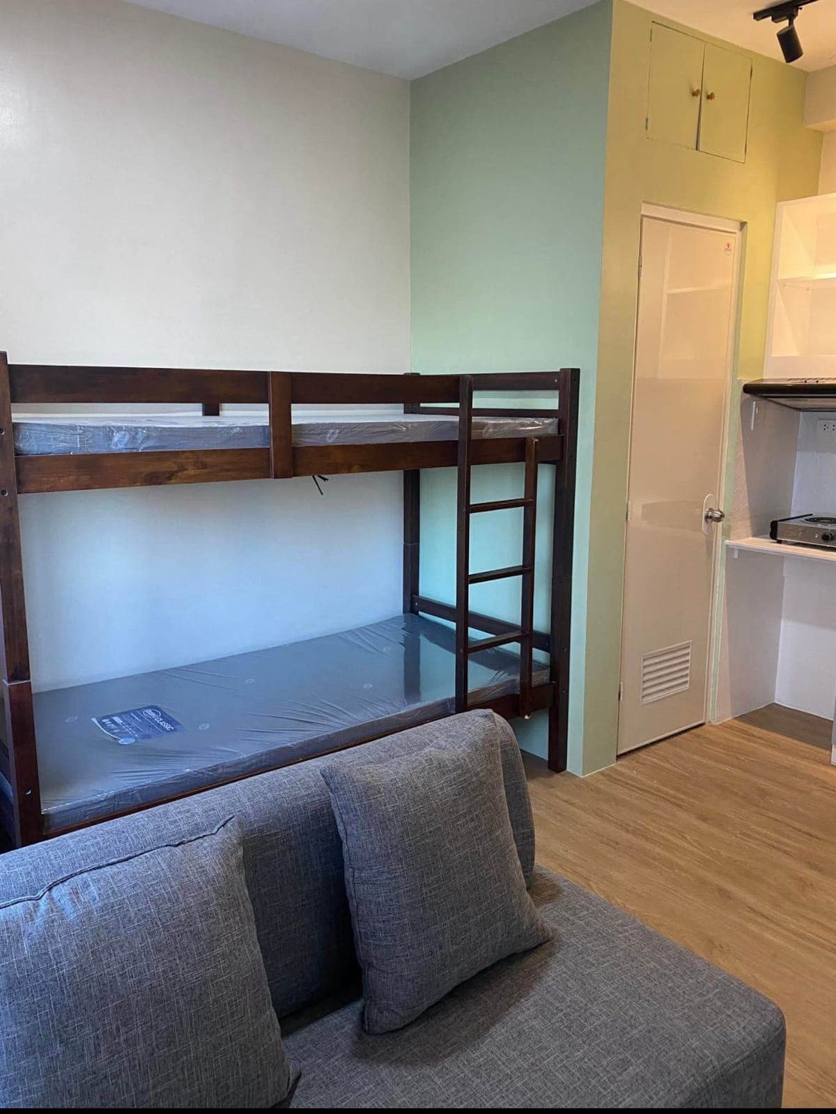 ✨ FOR RENT – Furnished Studio Unit✨ - photo 3