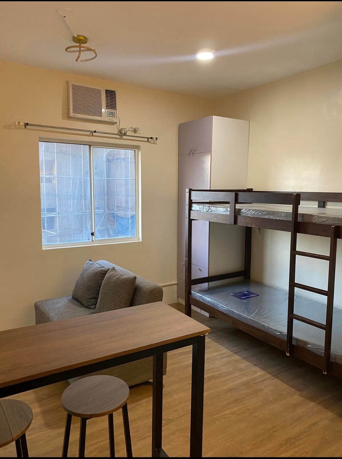 ✨ FOR RENT – Furnished Studio Unit✨ - photo 5