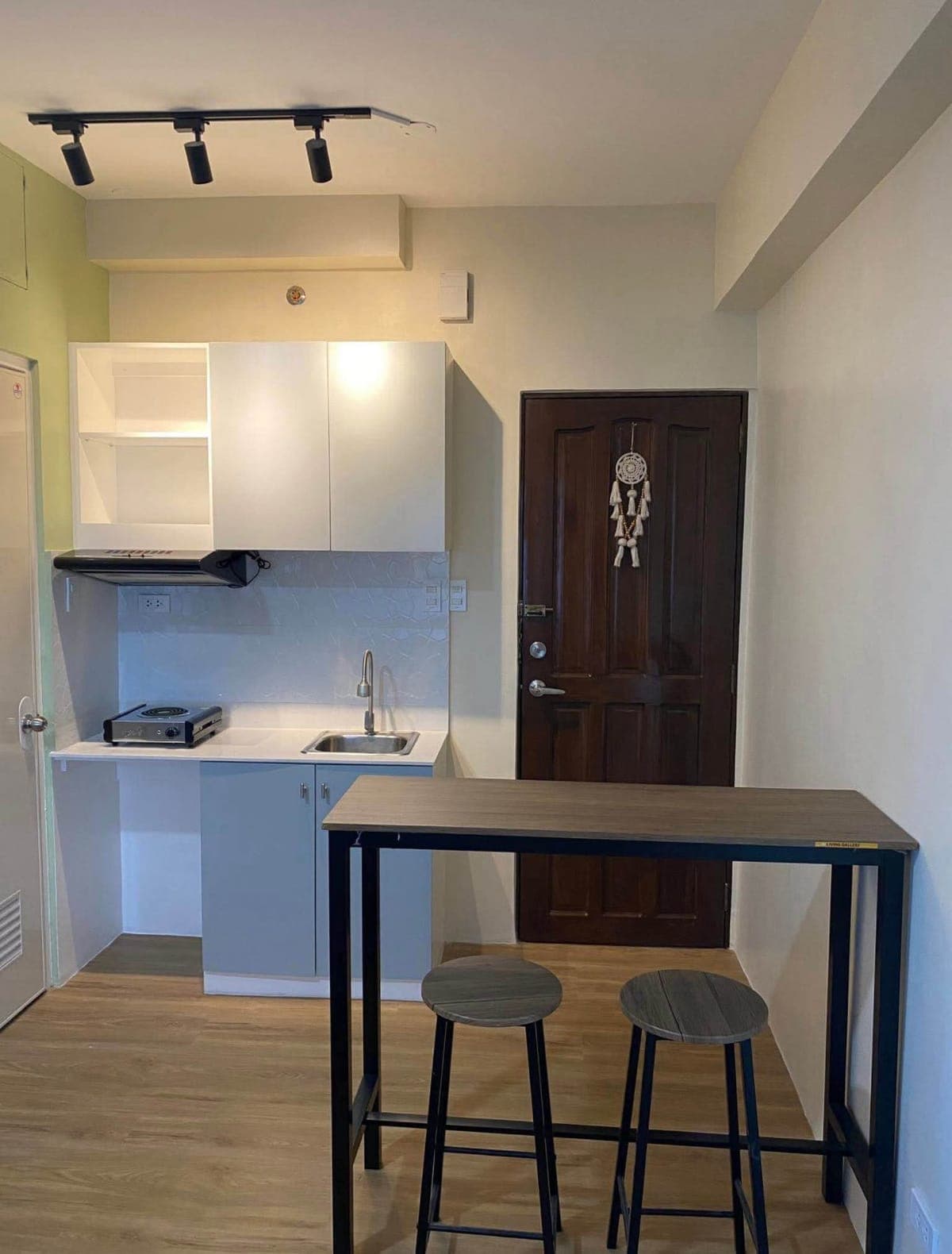 ✨ FOR RENT – Furnished Studio Unit✨ - photo 6