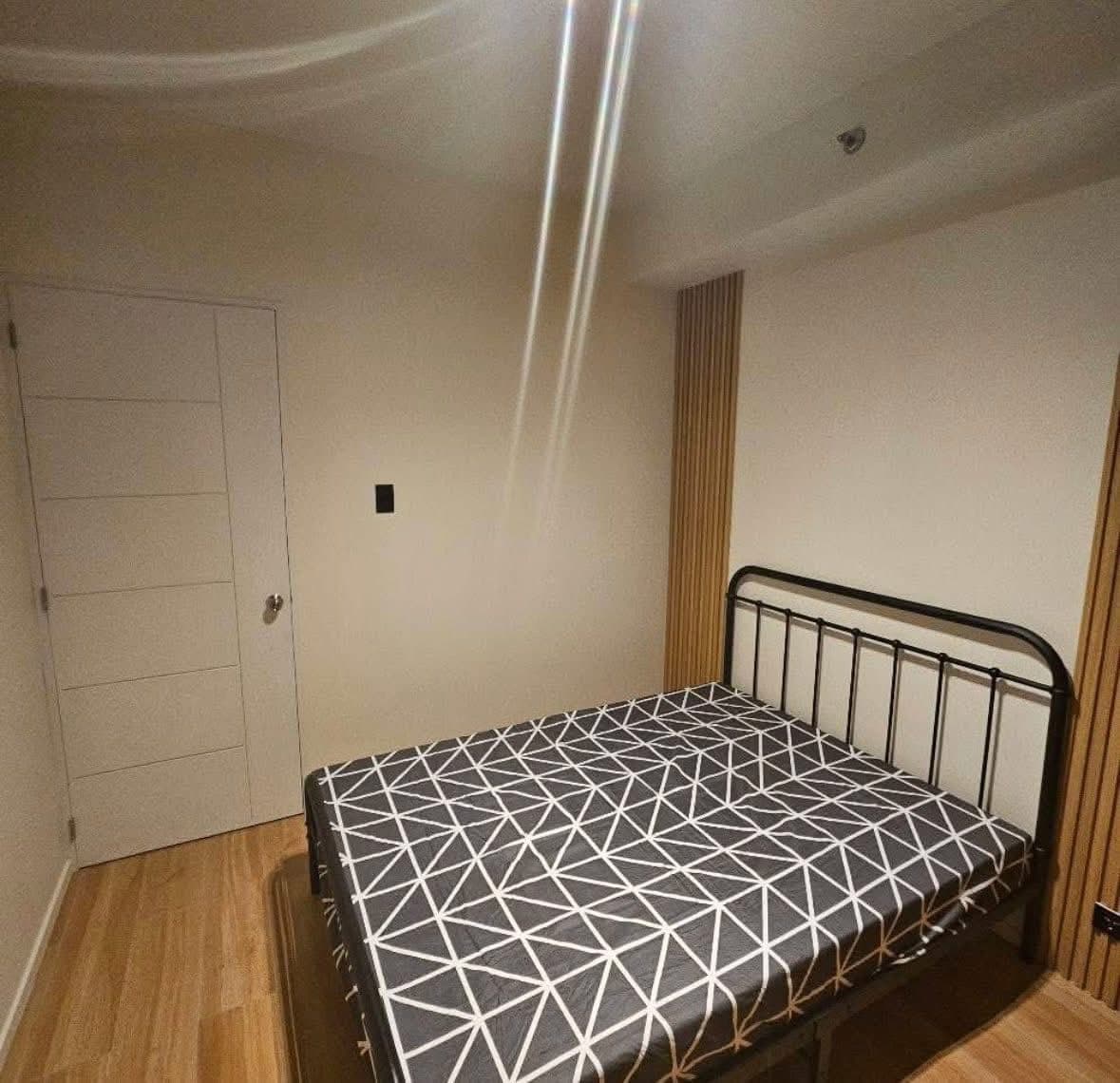 FOR RENT: ₱22,000 including association dues monthly - photo 1