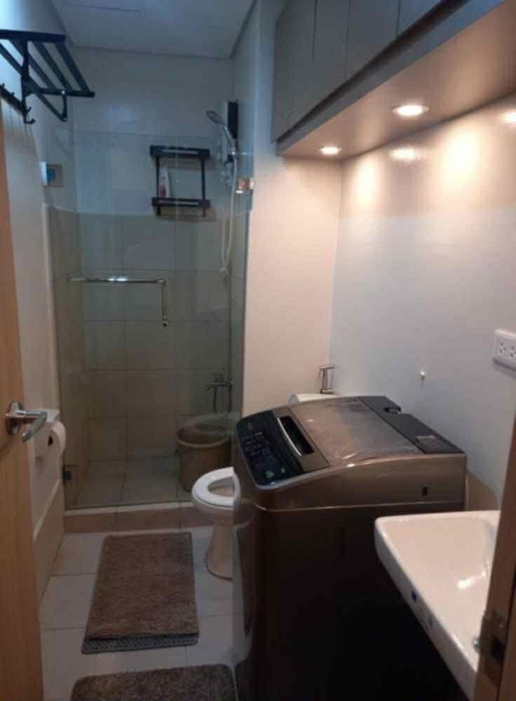 🏢 2BR w/ BALCONY CONDO UNIT FOR RENT - photo 17